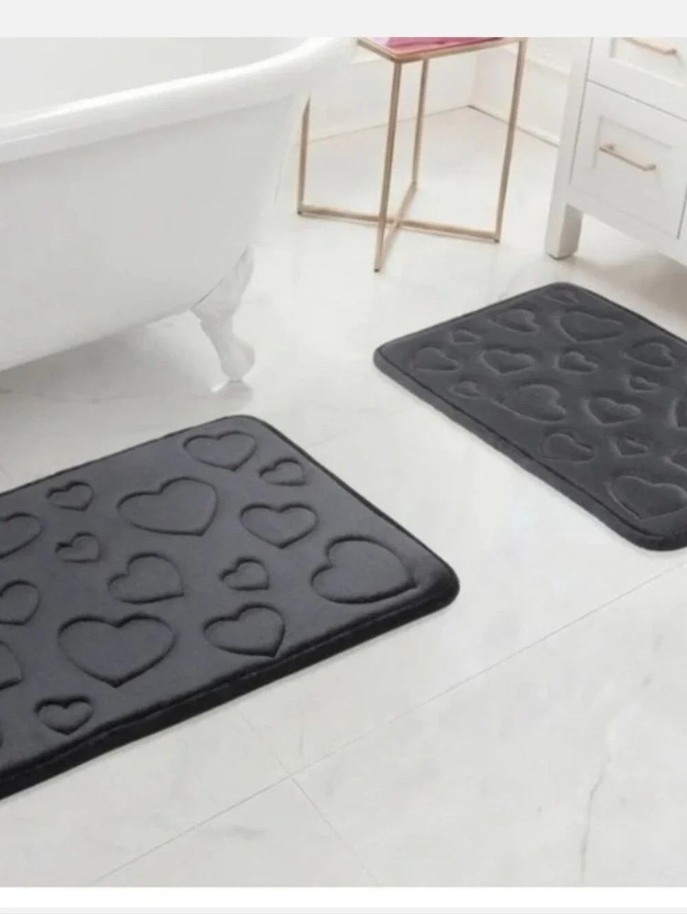 Juicy Couture Home Scattered Hearts Quilted Memory Foam Bath Rug- Black